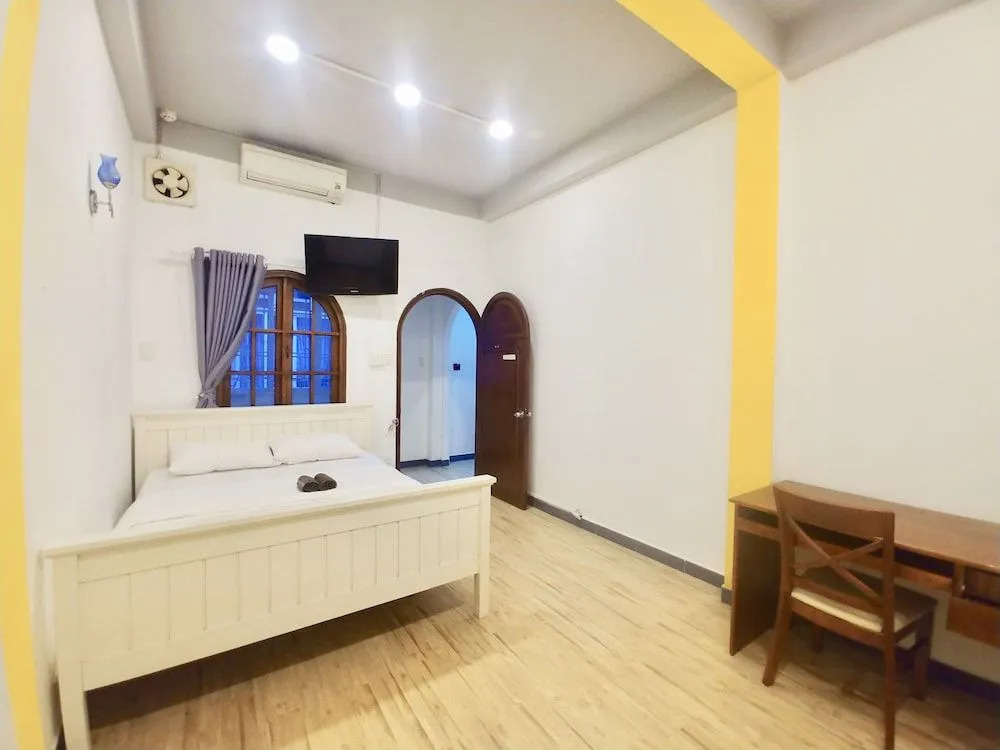 Poseidon Hotel And Apartment