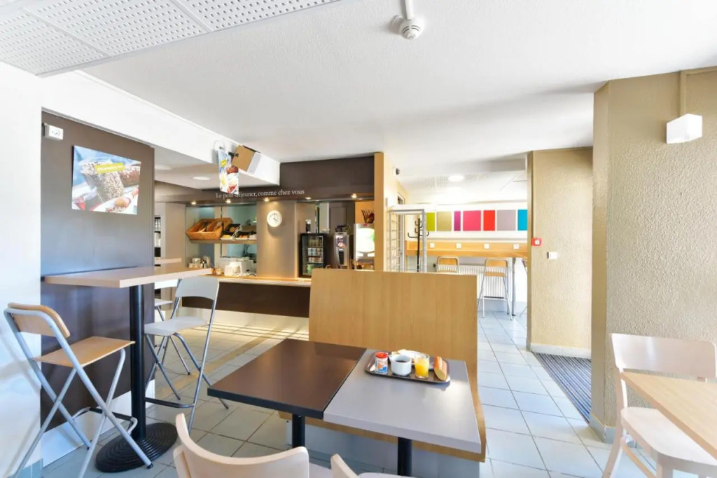 B&B HOTEL Clermont-Ferrand Le Brézet Aéroport