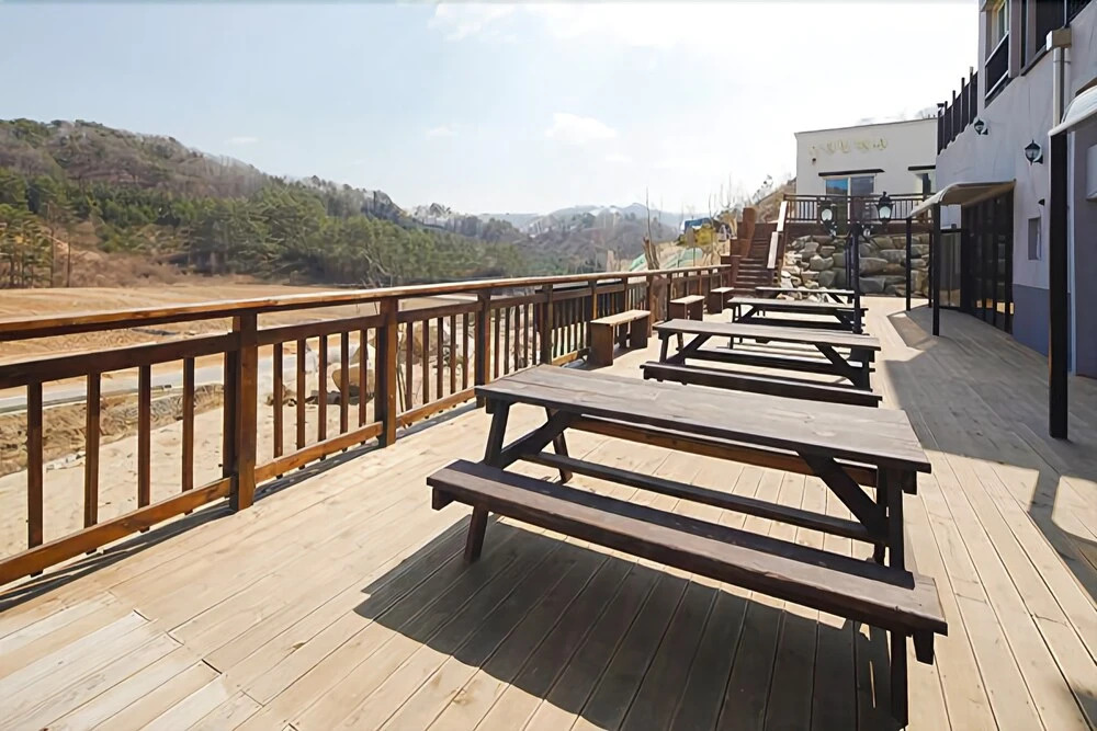 Pyeongchang Daegwallyeong Modern Ville Pension