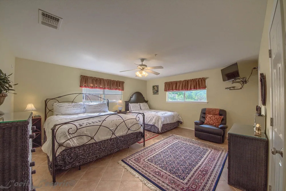 River Vista Ww G302 2 Bedroom Condo by RedAwning