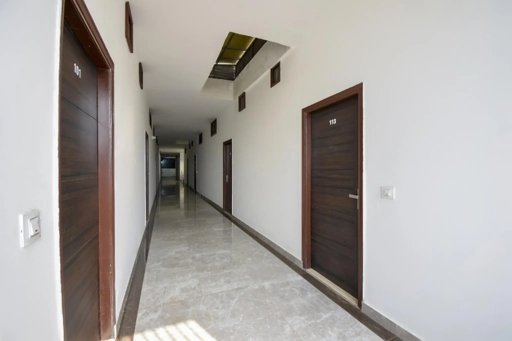 Hotel Welcome Inn by OYO Rooms