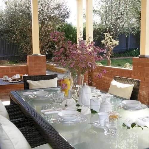 THE Doulton Luxury B&B