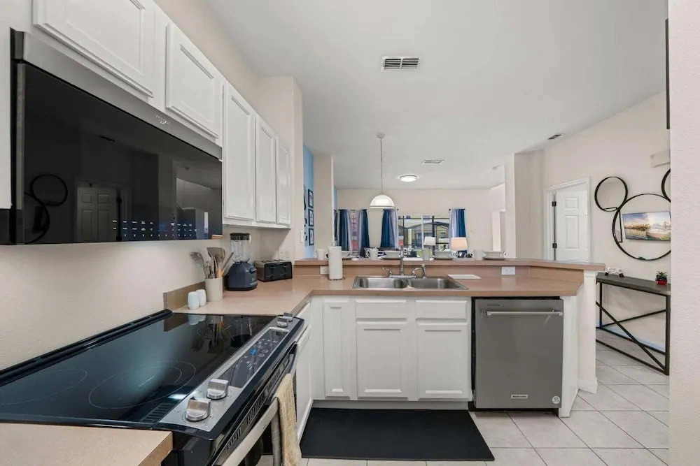 Serene 3BR Encantada Retreat With Private Pool Near Disney