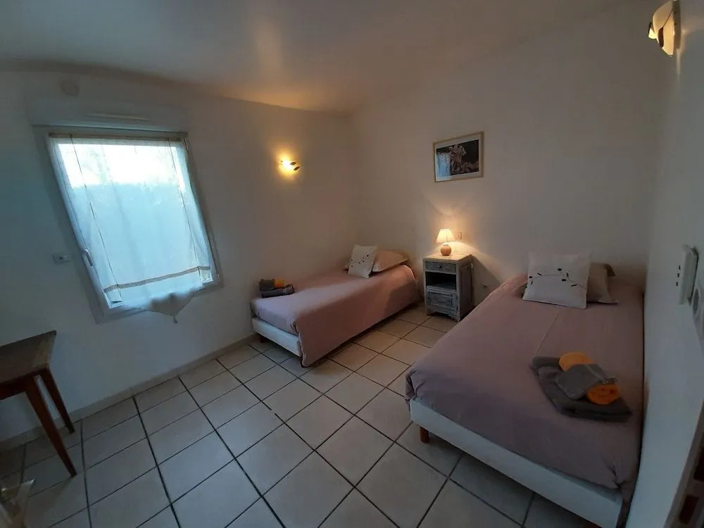 Puravida Lodge and Apparts