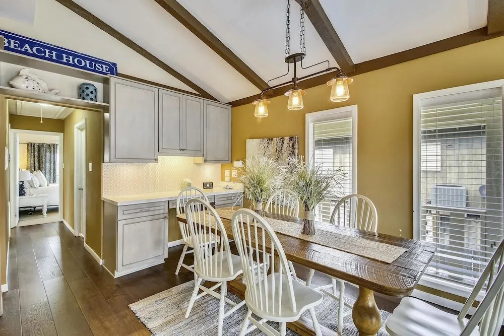 Island Life - 4 Br Home