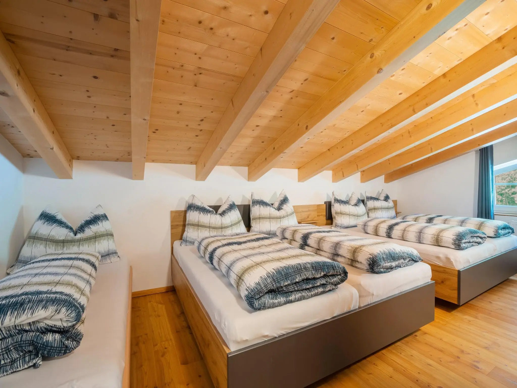 Pretty Holiday Home in Hollersbach im Pinzgau with Garden
