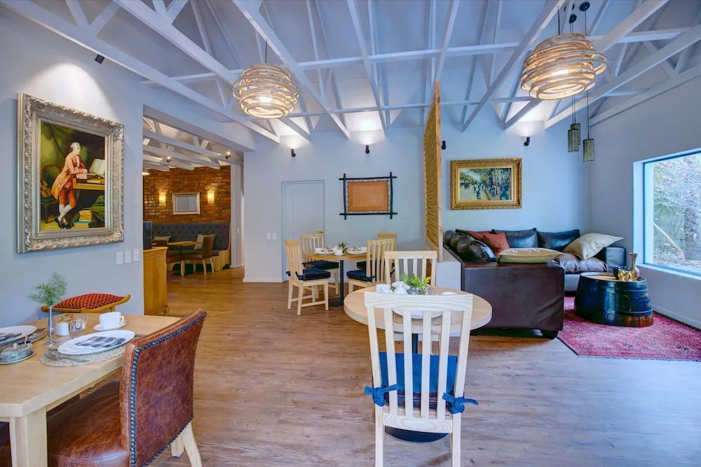 Amour Guest House