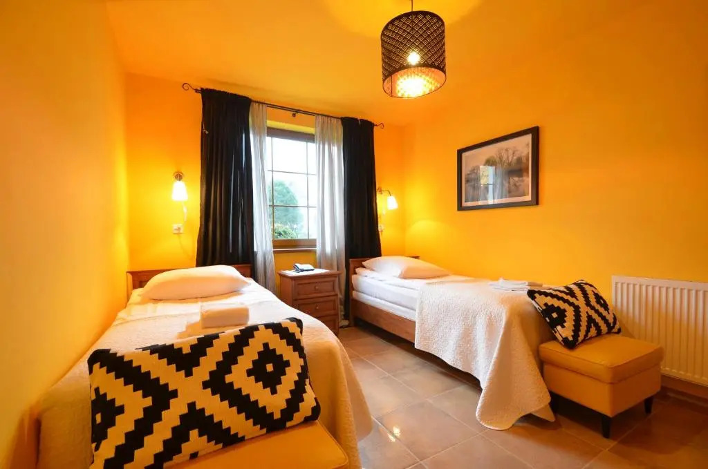 Hotel Dworek nad Regą