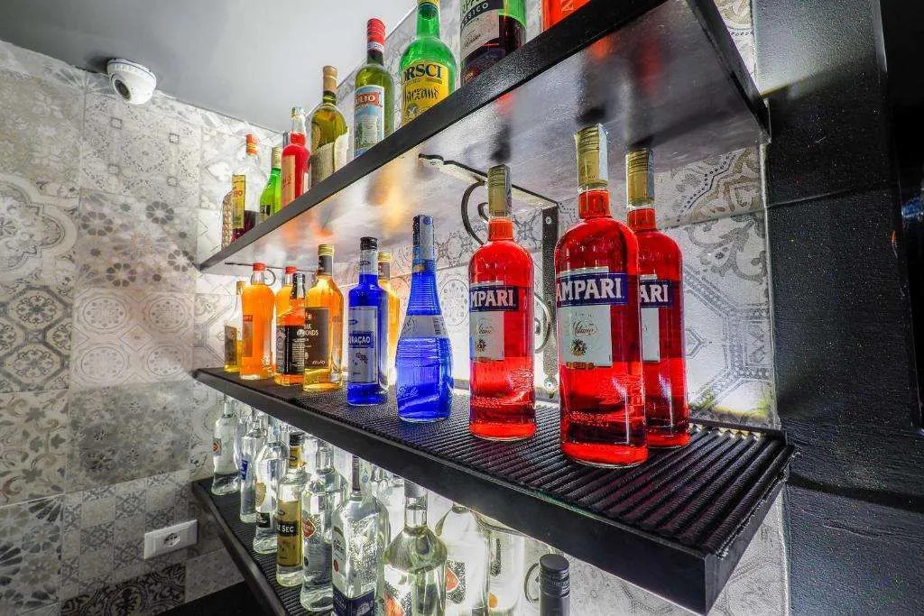 Alessandro Palace & Bar