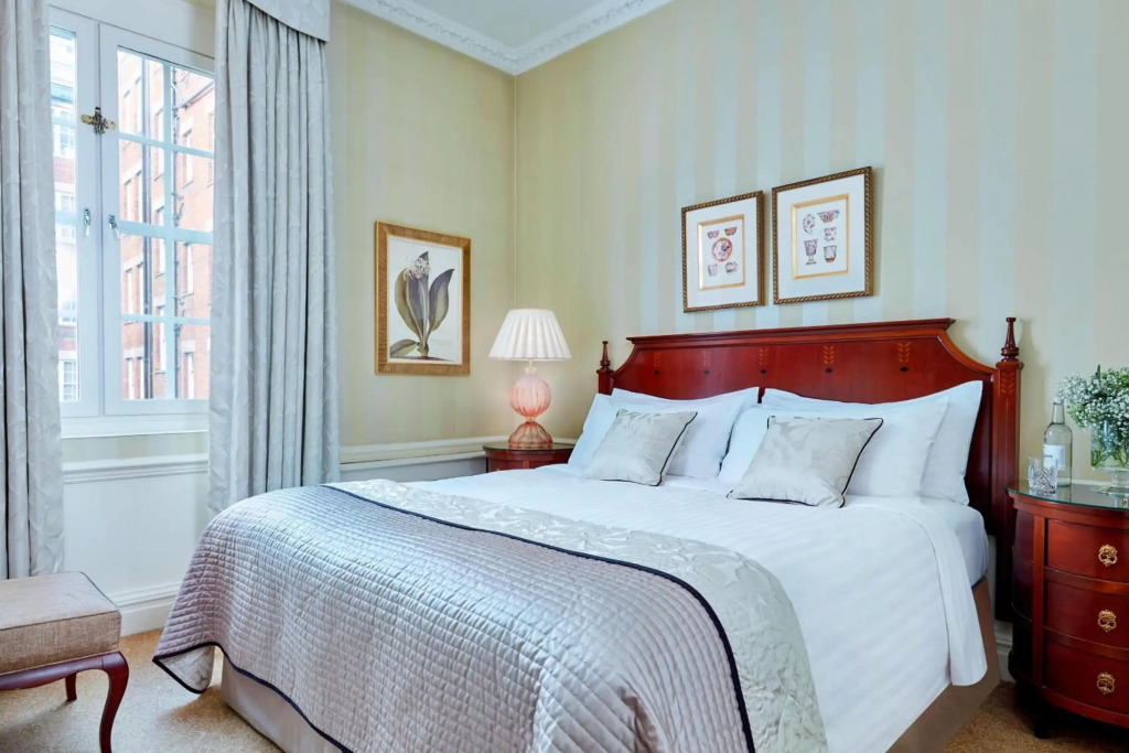 47 Park Street - Grand Residences by Marriott
