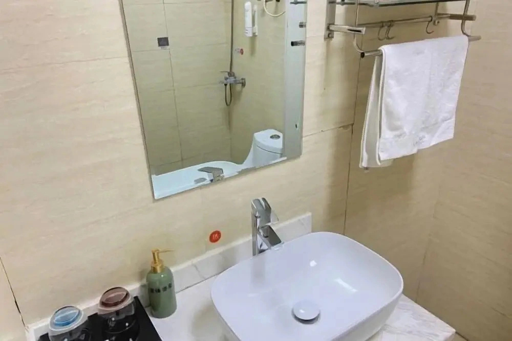 Shankee Hotel