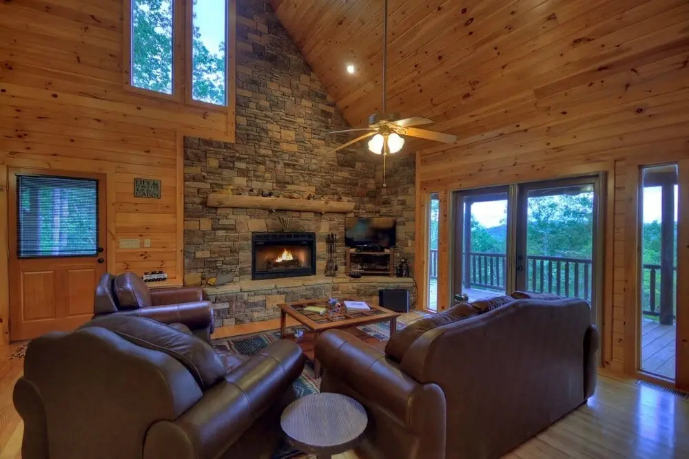 Oakawana Lodge