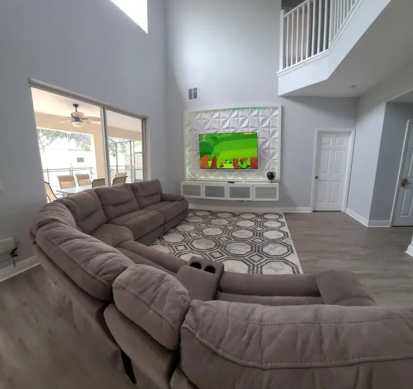 Sol1520sc 6 Bed Solana Holiday Villa 6 Bedroom Home