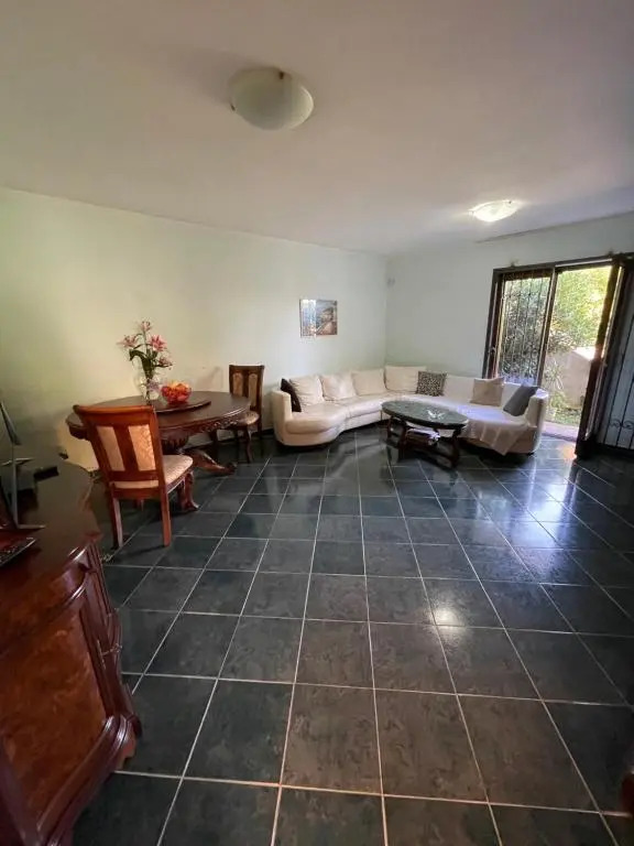 4M Apartments