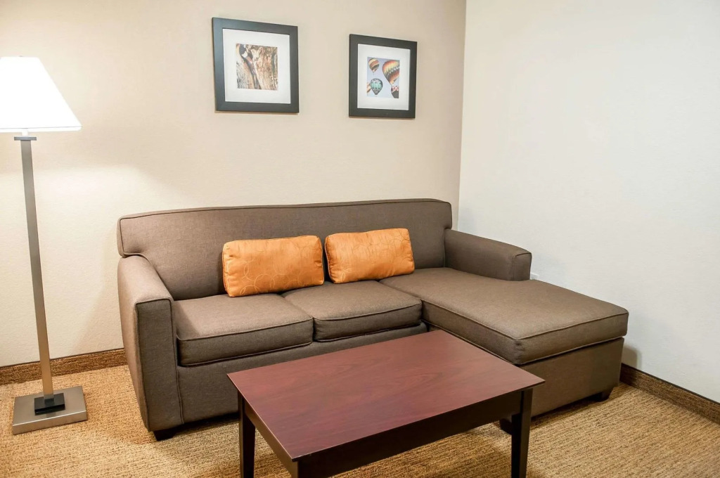 Comfort Suites Albuquerque-North Journal Center