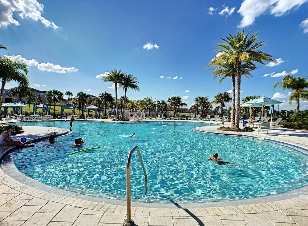 Bliss Retreat by Florida Spirit