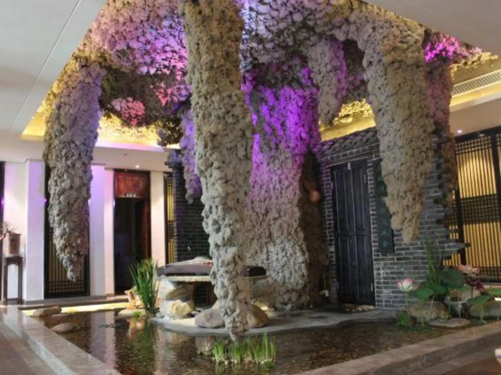 Glorious Hotel (Changsha Nanjiao Park)