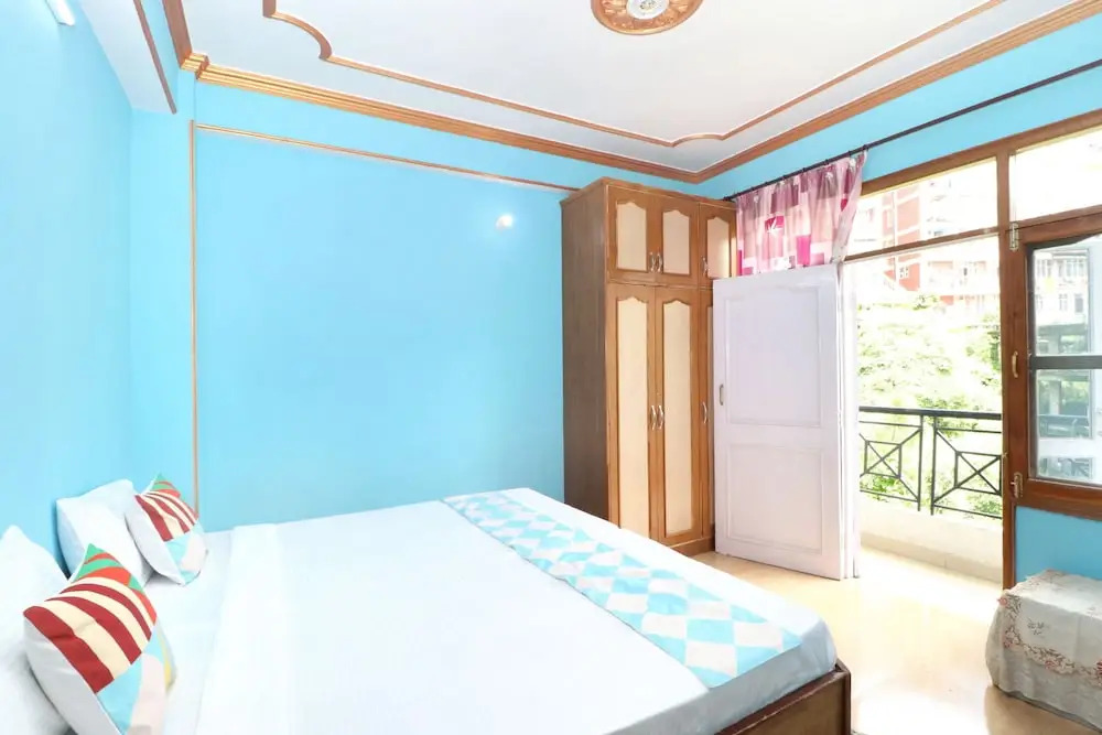 Oyo Home 16757 Comfy 2Bhk