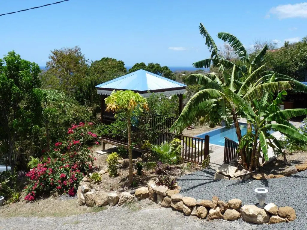BUNGALOW La Tortue Bleue