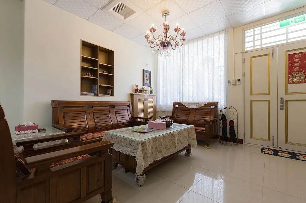 Mei Di Ya House