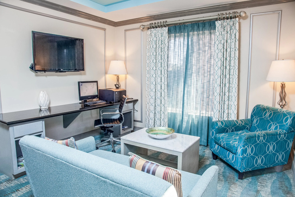 Holiday Inn Express & Suites Brookhaven by IHG