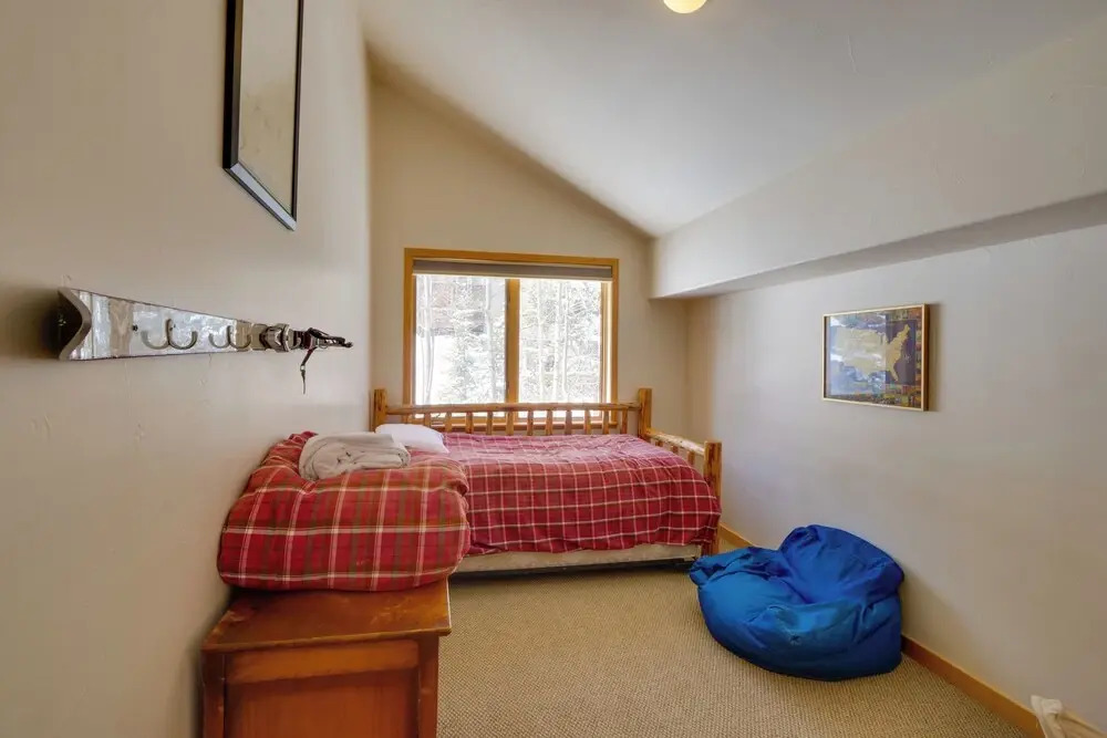 Slopeside Sanctuary - Penthouse < 1 Mi to Lifts!
