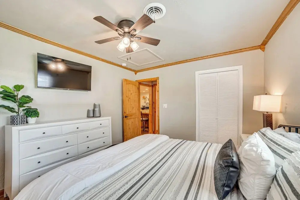 Spacious Deck: Waterfront Home in Gun Barrel City!