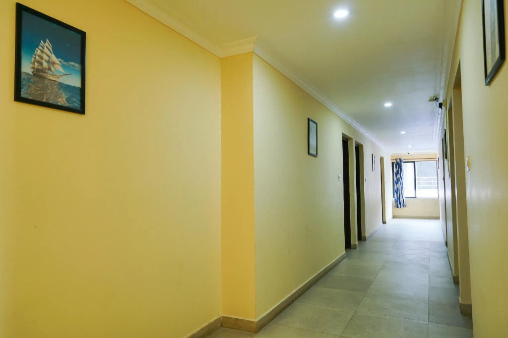 OYO 4280 The City Gate Residency