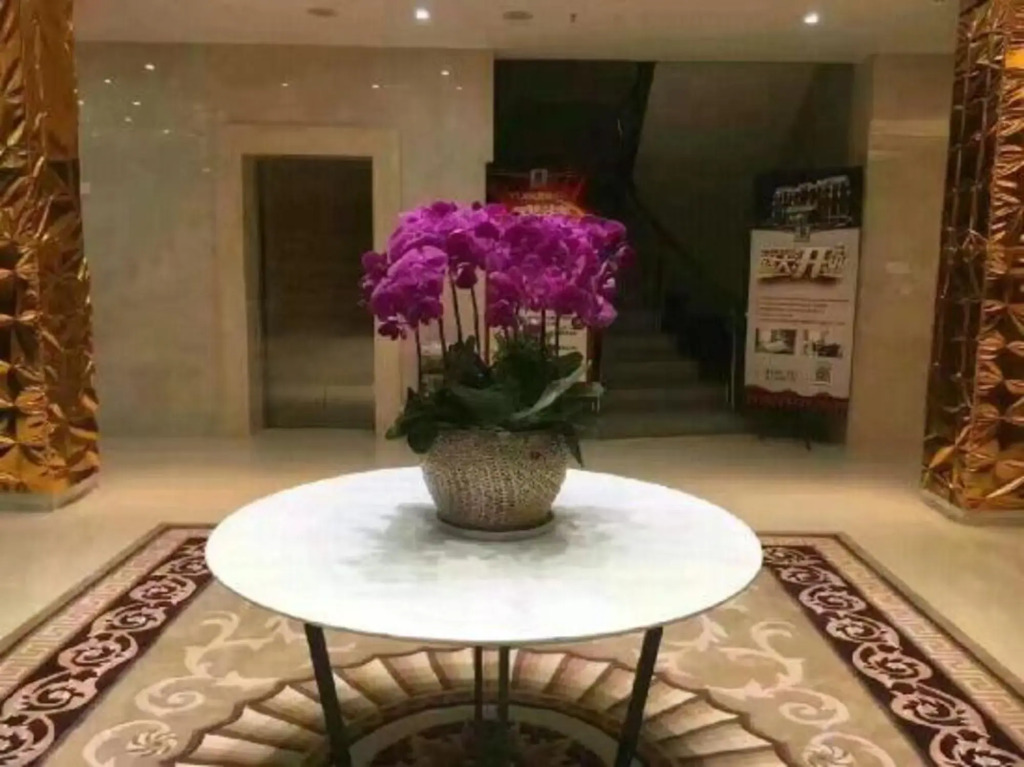Zuiyi City Garden Hotel (Shaoxing East Station Wanhe City)