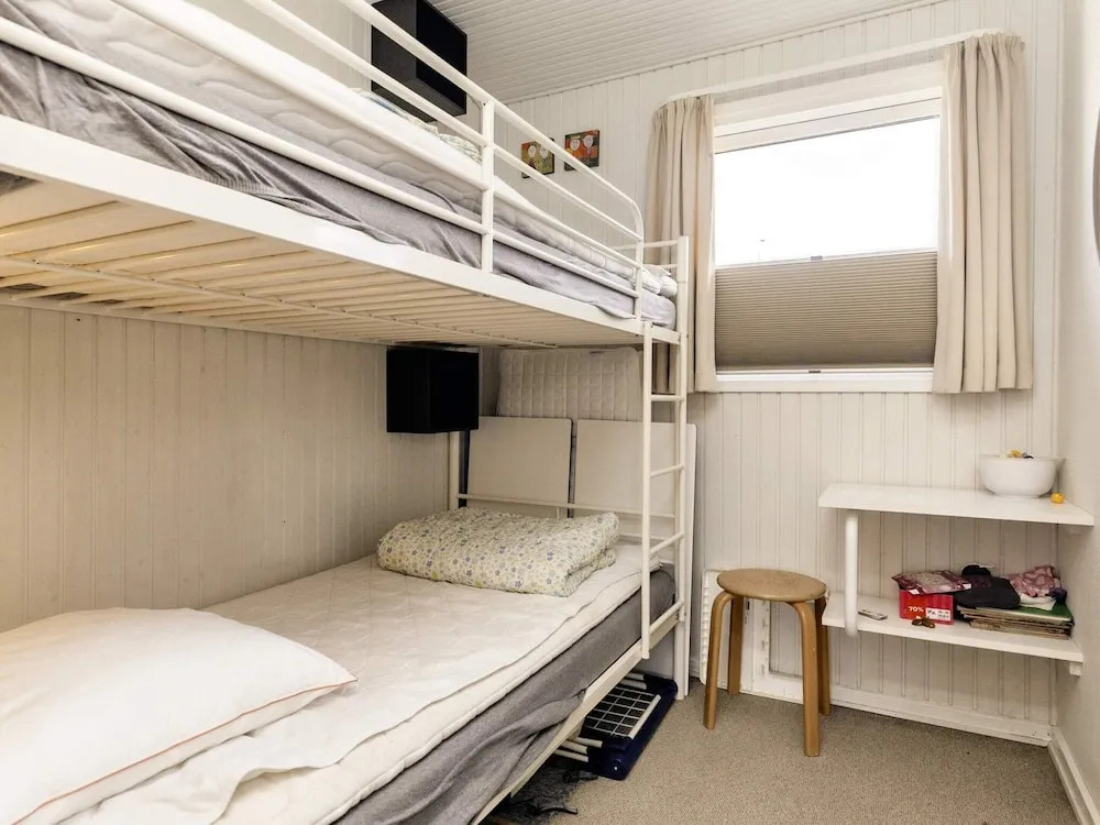 6 person holiday home in Hadsund