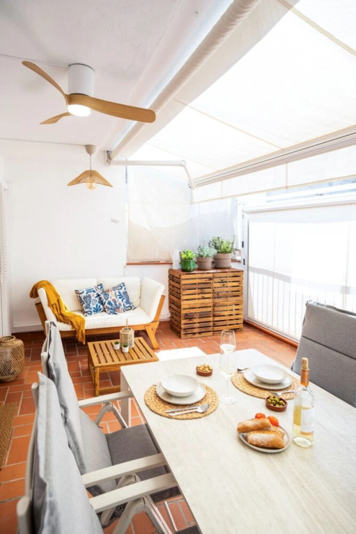 Terrace Retreat -stay in the Heart of Sitges