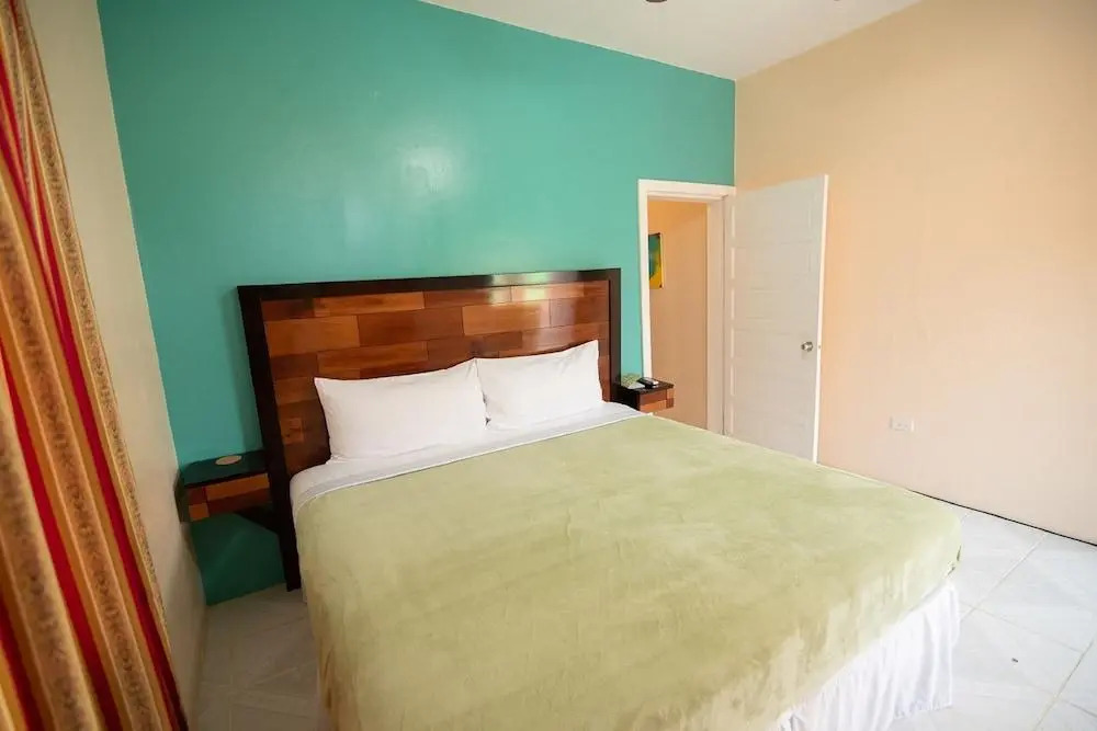 Sea Pearl Vacation Suites