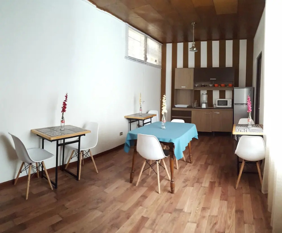 Hostal San Benito - Zona Rosa