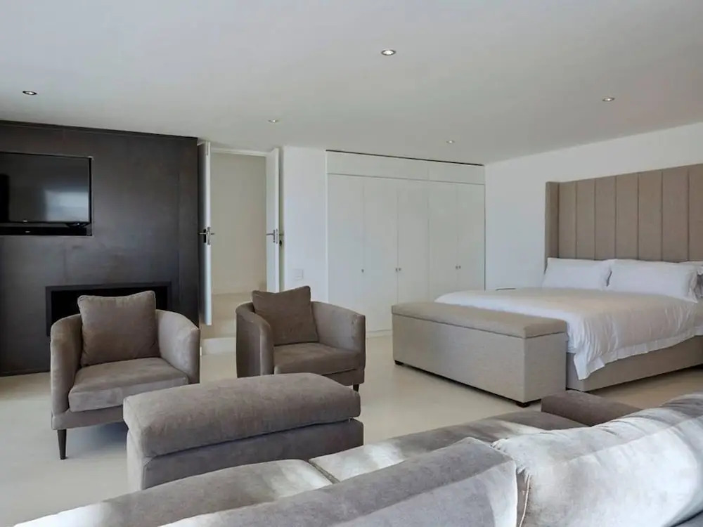 Beta Beach Six Bedroom House Sleeps 12