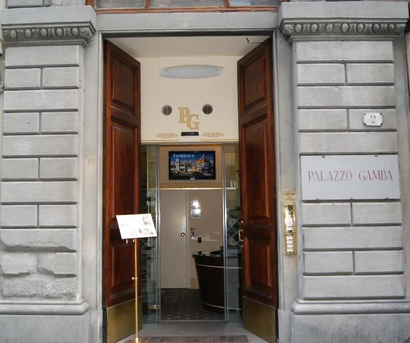 Palazzo Gamba Apartments al Duomo