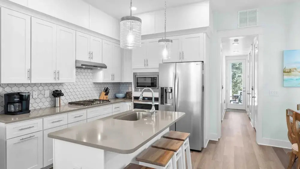 Constant Getaway by Avantstay 30A Coastal Retreat Outdoor Lounge, Golf Cart, Bikes + Near Beach