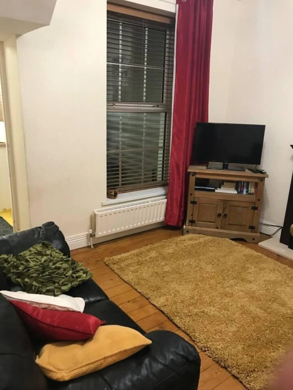 Cosy Urban 3-bedroom Terraced House in Derry