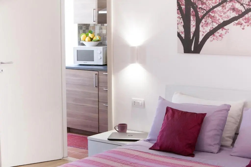 Estate4home - Sofia Flora