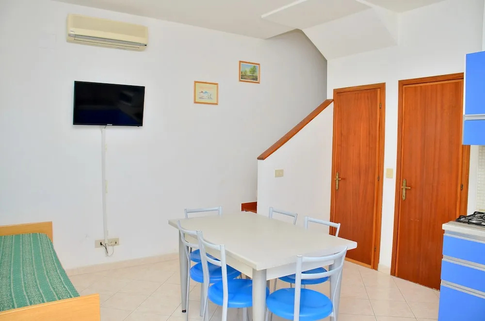 Welcoming two-bedroom villa in Bibione-Beahost