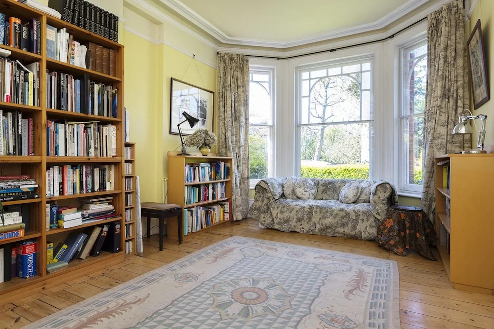 Veeve - Big Oakfield House