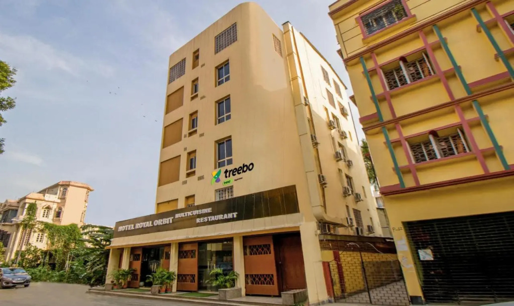 Treebo Royal Orbit, Metropoliton