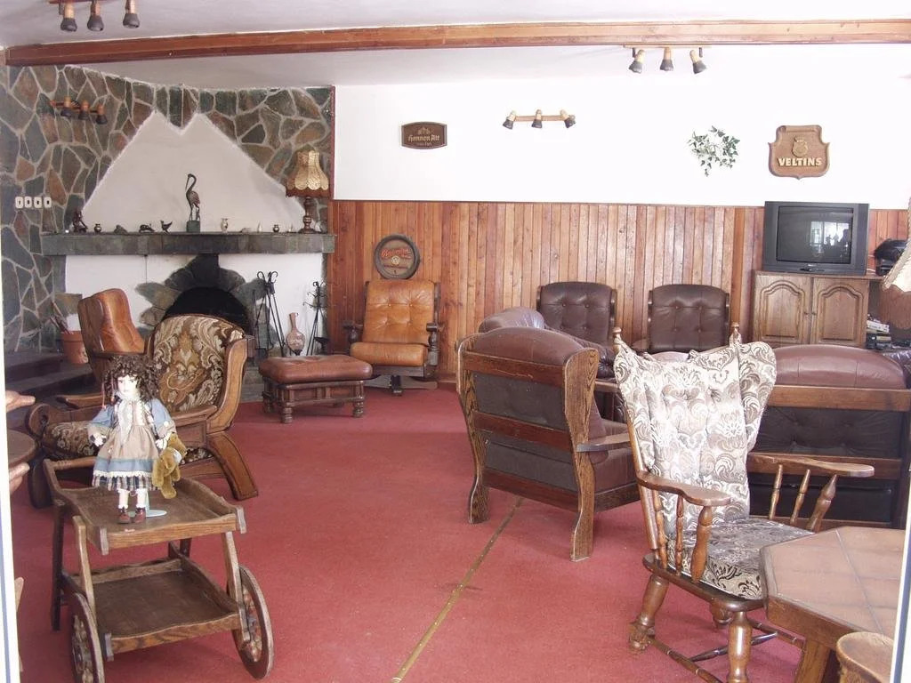 Relax House