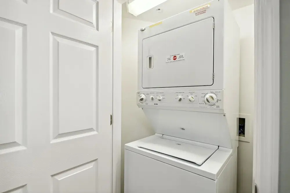 Seacrest 702 is a Gulfview 2 BR on Okaloosa Island by RedAwning