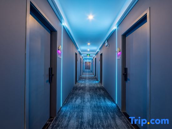 Jing'e Hotel | Tencent Tianmei Esports Co branded (Shanghai Fengxian Nanqiao Branch)