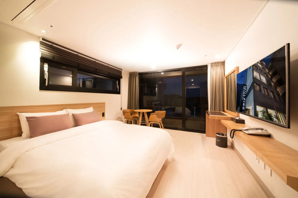 Pino Hotel