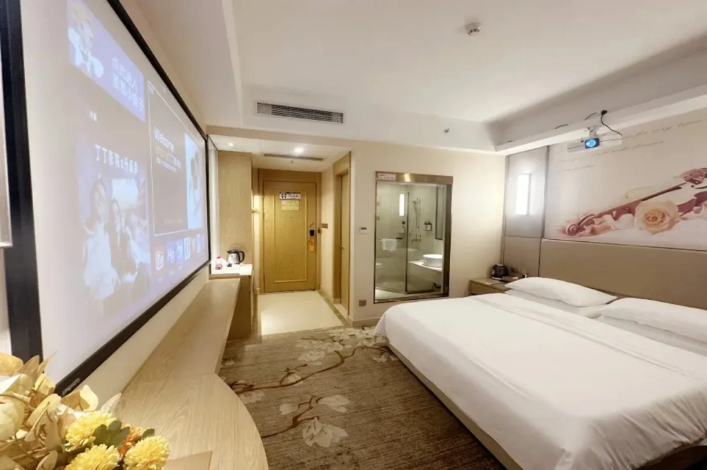 Vienna Hotel (Dongguan Huanjiang Tianhong Center)