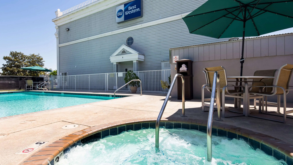 Best Western Executive Inn