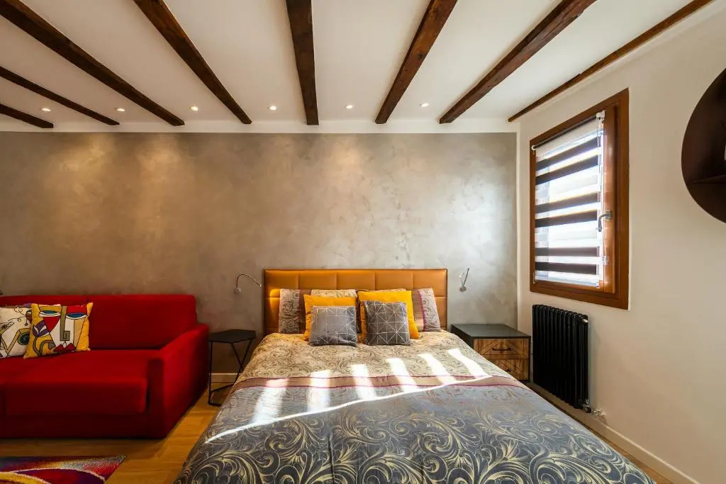 GDhouse 806