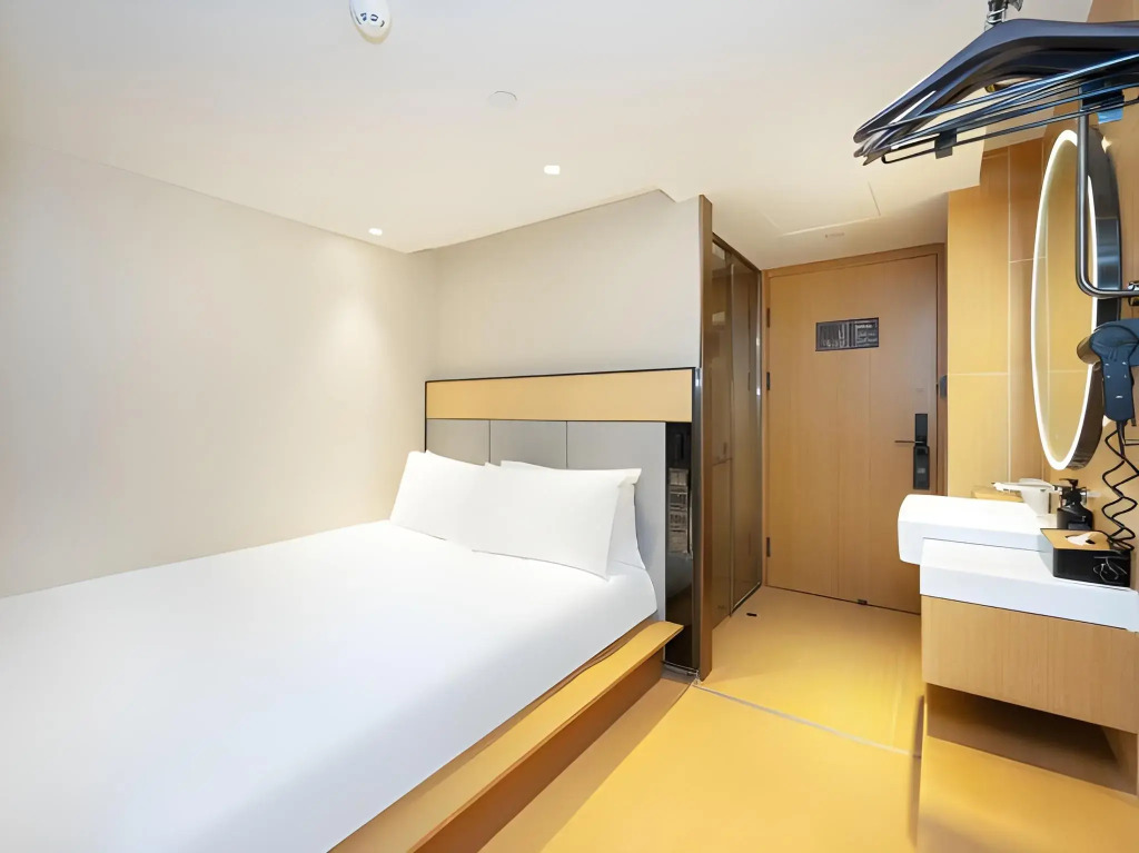 Ji Hotel Shanghai Longyang Road Magnetic Levitation Station