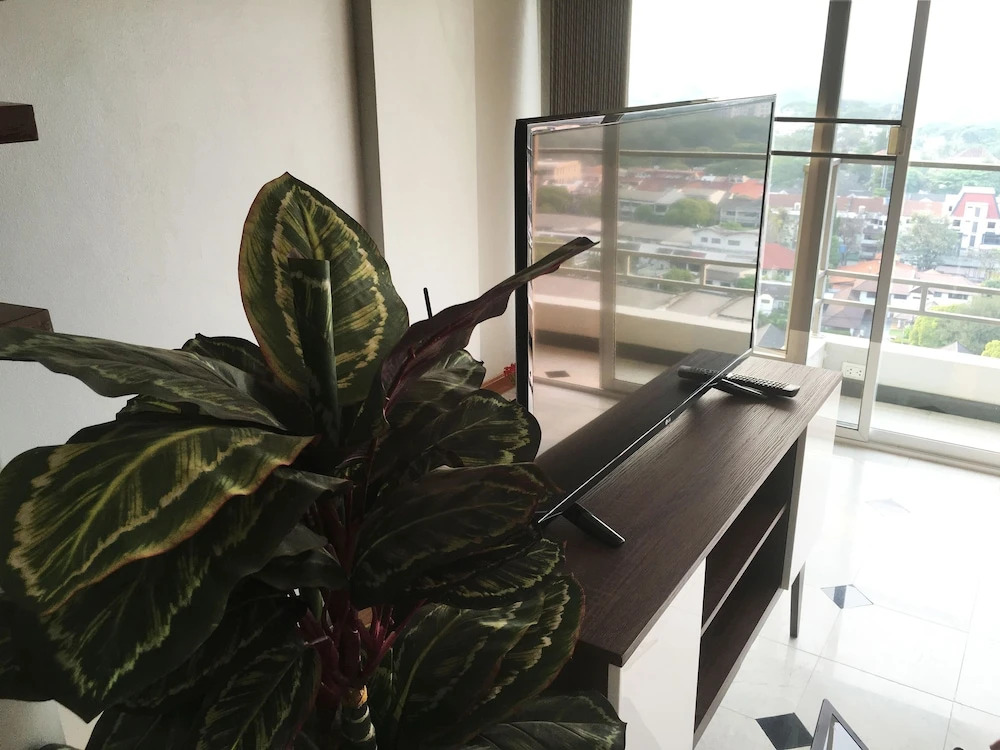Galare Thong Tower